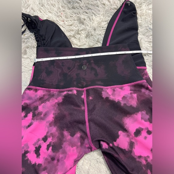 Lululemon Sweaty Endeavor Tight Blooming Pixie Raspberry Black Size 6 - Picture 14 of 16